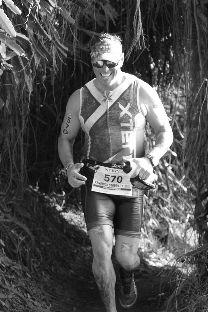 Kenny Stoddart running the XTERRA World Championship